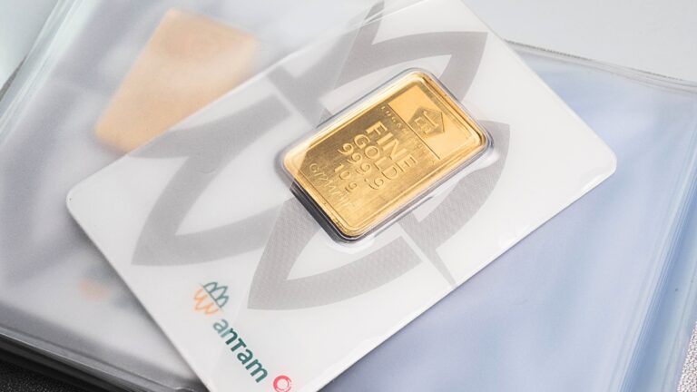 Cara Cek Keaslian Emas Antam CertiEye, Cuman 3 Step!