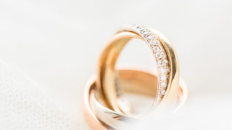 20 Jenis Ukuran Cincin dalam CM Untuk Pria & Wanita